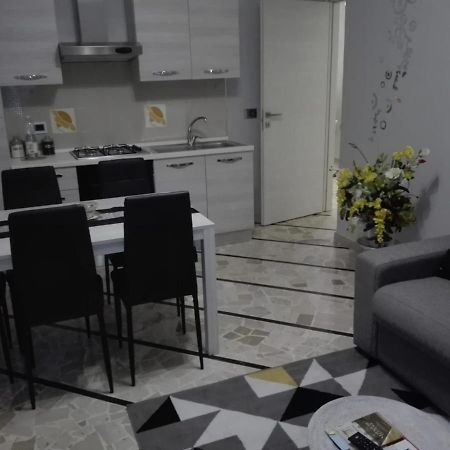 Apartamento Ylli House San Remo Exterior foto