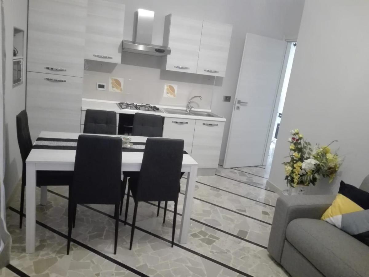 Apartamento Ylli House San Remo Exterior foto
