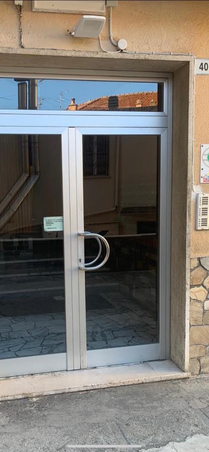 Apartamento Ylli House San Remo Exterior foto